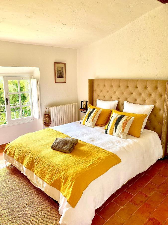 L'Effrontee Bed & Breakfast Tourrettes-sur-Loup Luaran gambar